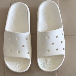 CROCS Classic White Slide Sandals